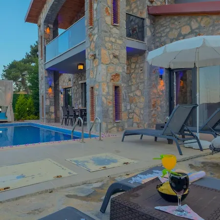 Valya Evi Villa *